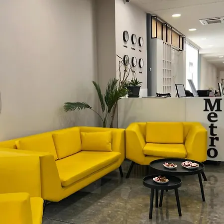 Otel Metro Terminal 4*