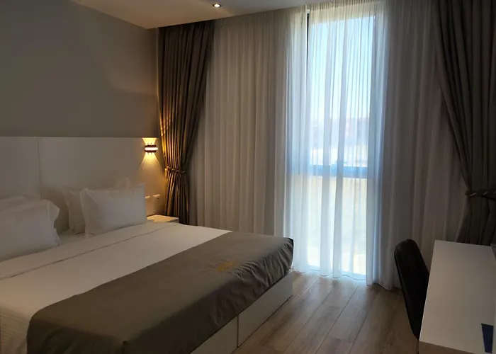 Hotel Metro Terminal