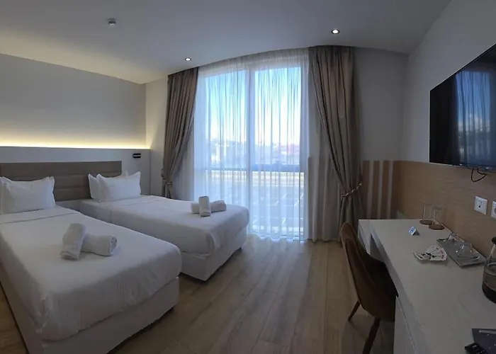 Metro Terminal Hotel 4*