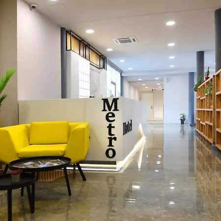 Metro Terminal 4*